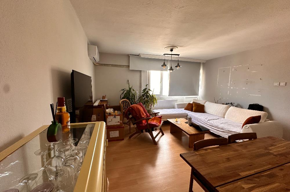 Manavkuyu Cadde Üstü Ara Kat Site İçi Otoparklı 3+1 Kiralık