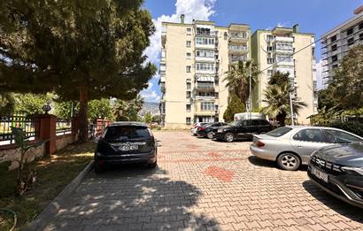 Manavkuyu Cadde Üstü Ara Kat Site İçi Otoparklı 3+1 Kiralık
