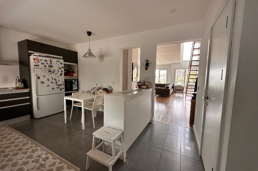 35.Sokak Sitesi Havuz/Peyzaj Manzaralı Balkonlu 3+1 Kiralık