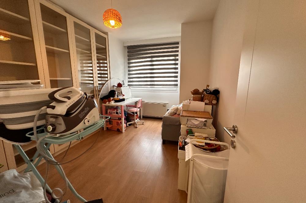 35.Sokak Sitesi Havuz/Peyzaj Manzaralı Balkonlu 3+1 Kiralık