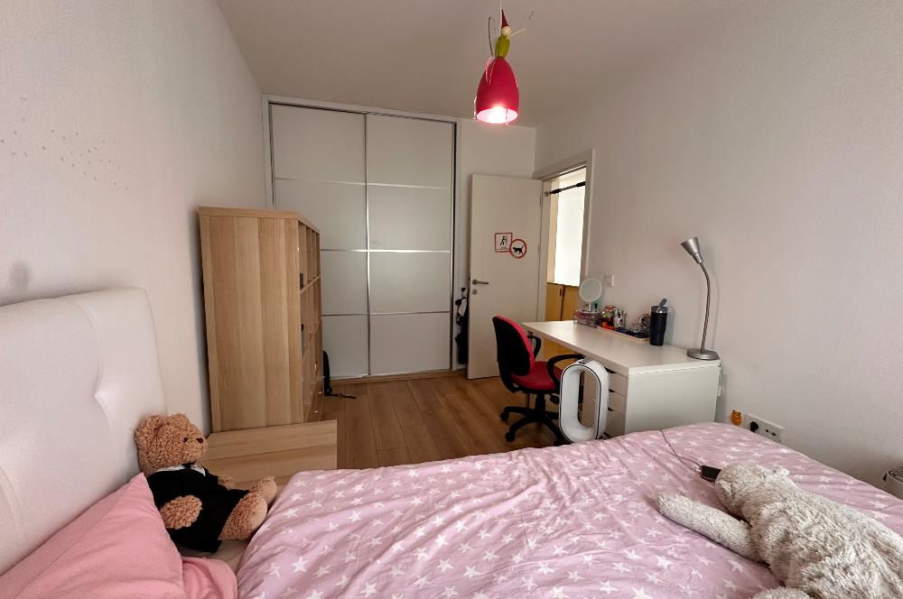 35.Sokak Sitesi Havuz/Peyzaj Manzaralı Balkonlu 3+1 Kiralık
