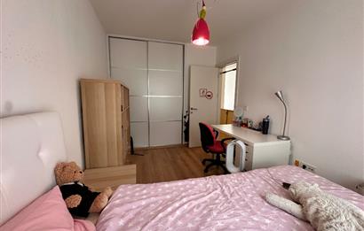 35.Sokak Sitesi Havuz/Peyzaj Manzaralı Balkonlu 3+1 Kiralık