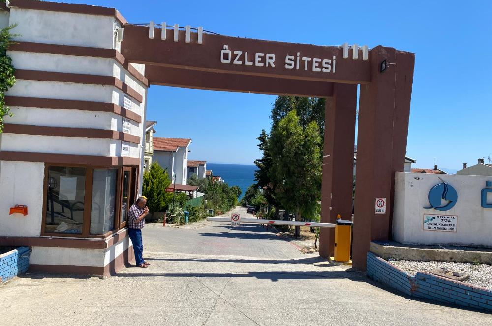 TEKİRDAĞ M. EREĞLİSİ ÖZLER TATİL SİTESİNDE 4+1 SATILIK VİLLA