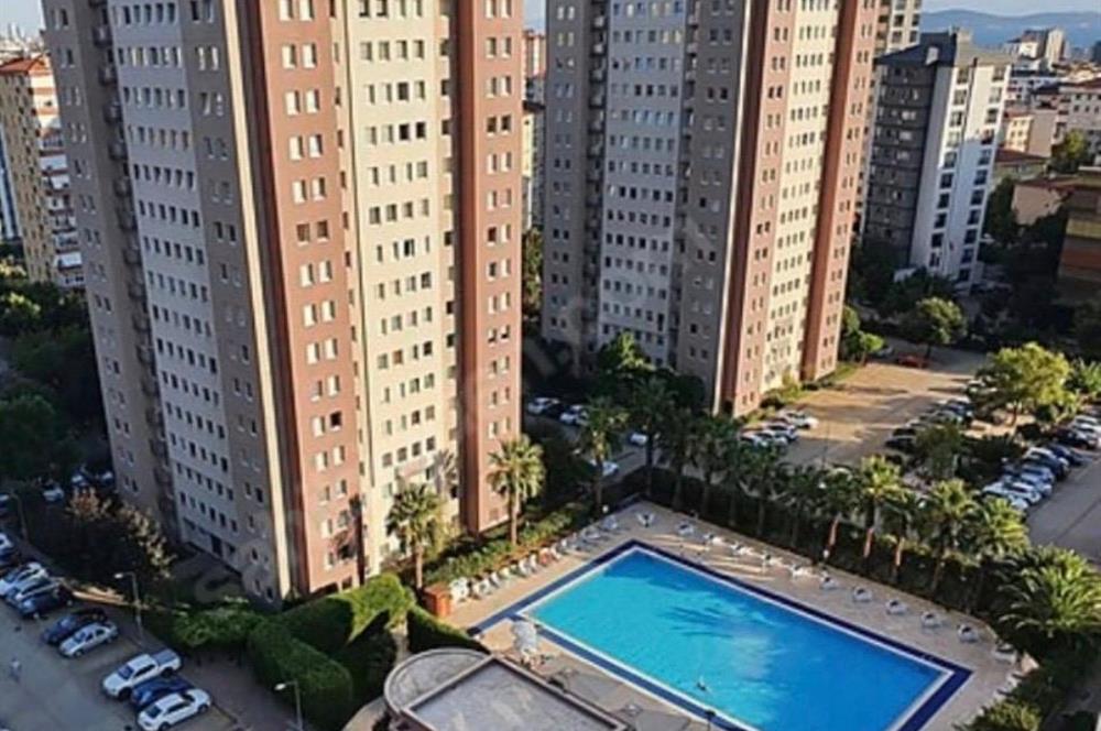 BAYTUR KONUTLARI'NDA HAVUZ MANZARALI YABANCIYA SATIŞA UYGUN 3+1