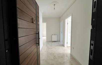 KAŞÜSTÜ MERKEZ DE 2+1 KİRALIK DAİRE