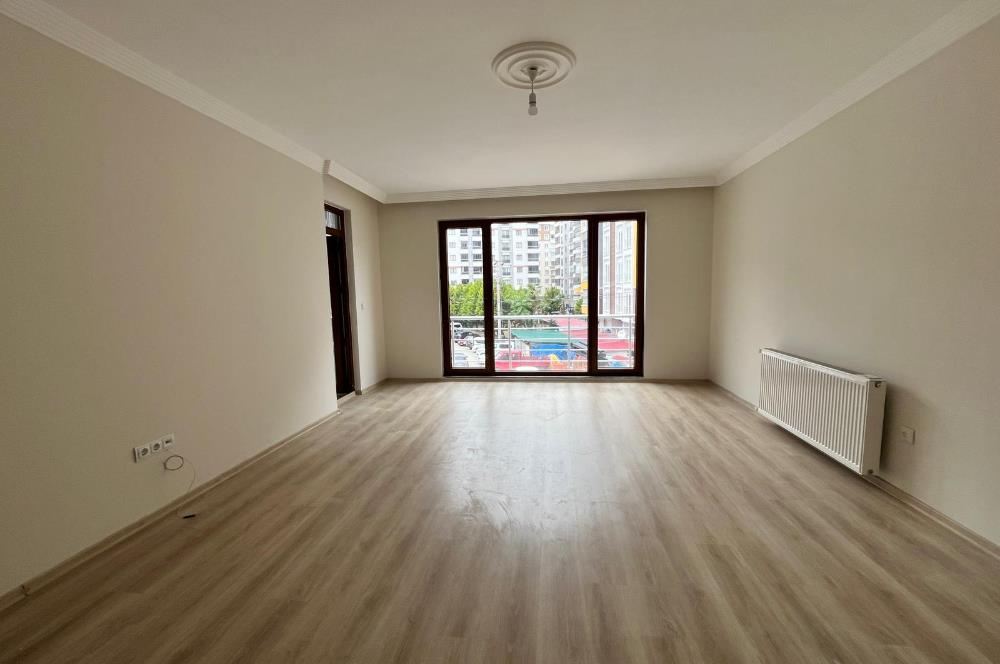 KAŞÜSTÜ MERKEZ DE 2+1 KİRALIK DAİRE