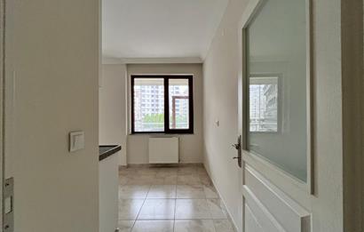 KAŞÜSTÜ MERKEZ DE 2+1 KİRALIK DAİRE