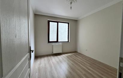 KAŞÜSTÜ MERKEZ DE 2+1 KİRALIK DAİRE
