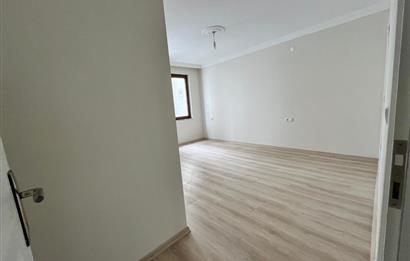 KAŞÜSTÜ MERKEZ DE 2+1 KİRALIK DAİRE