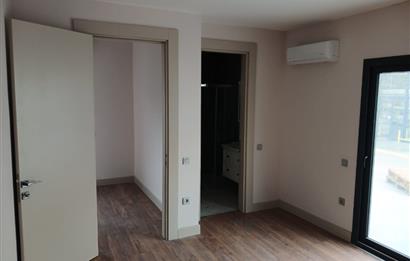ANAYOL ÜZERİNDE KİRALIK TİCARİ MÜLK