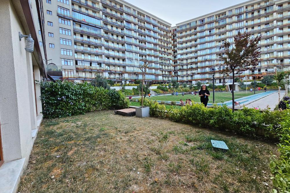 PENDİK VELİBABA'DA AYDOSLAND SİTESİNDE EŞSİZ BAHÇE KATI