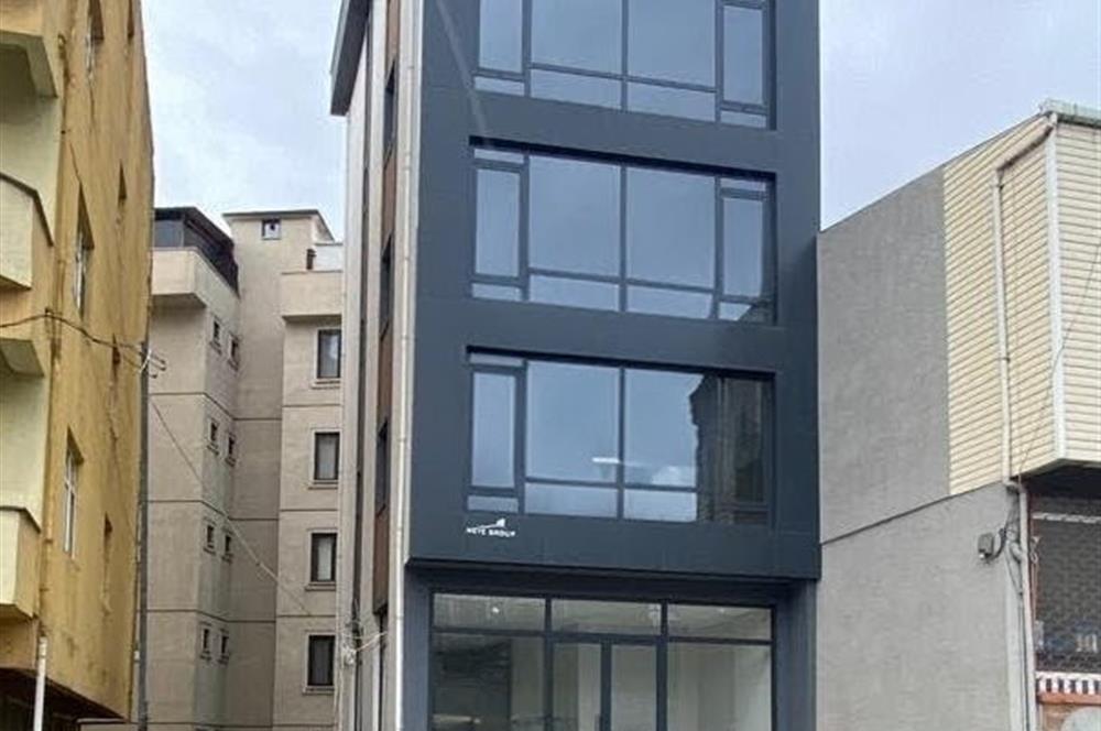 KARTAL HÜRRİYET MAHALLESİ 7 KATLI SATILIK PLAZA