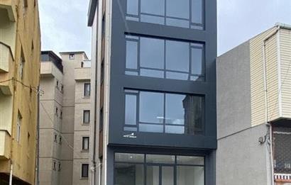 KARTAL HÜRRİYET MAHALLESİ 7 KATLI SATILIK PLAZA