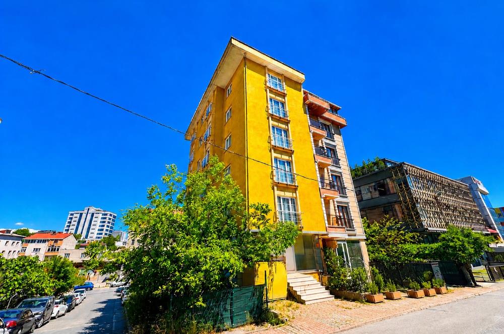 DUDULLU MERKEZ 3+1 110M2 İSKANLI ARAKAT METROYA YÜRÜME MESAFESİ