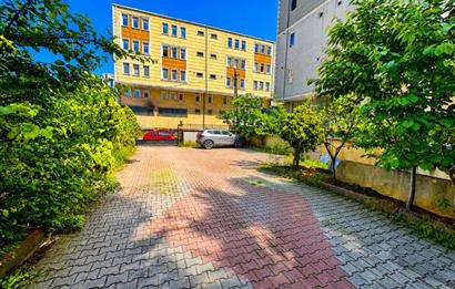 DUDULLU MERKEZDE 3+1 110M2 İSKANLI ARAKAT METROYA ÇOK YAKIN