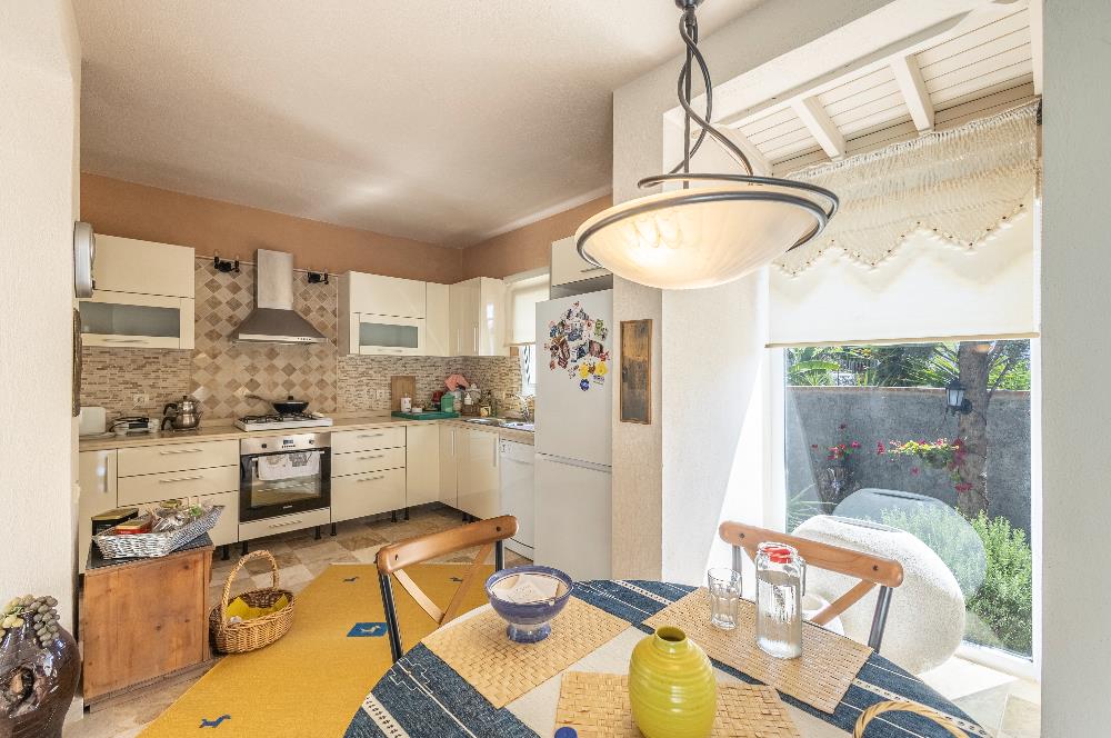 Yalıkavak Tek Katlı 1100 m2 Arsa İçinde Havuzlu Müstakil Villa