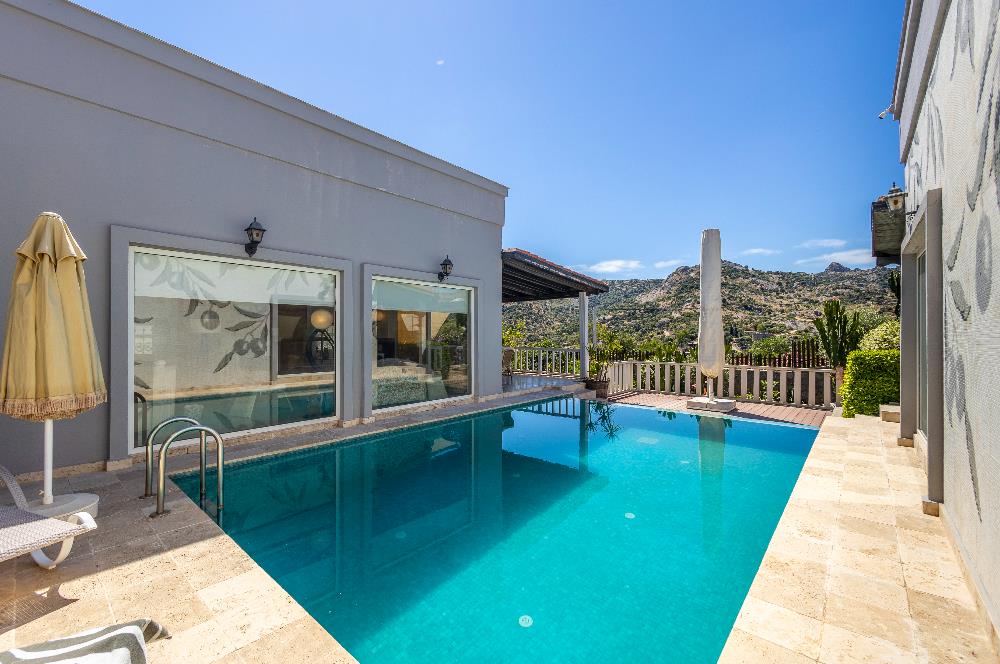 Yalıkavak Tek Katlı 1100 m2 Arsa İçinde Havuzlu Müstakil Villa
