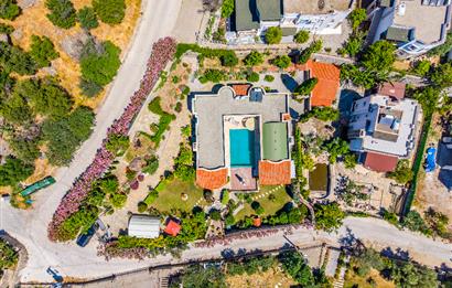 Yalıkavak Tek Katlı 1100 m2 Arsa İçinde Havuzlu Müstakil Villa
