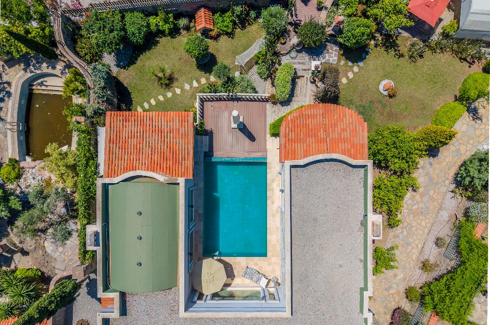 Yalıkavak Tek Katlı 1100 m2 Arsa İçinde Havuzlu Müstakil Villa