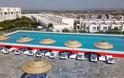 35.Sokak Sitesi Havuz/Peyzaj Manzaralı Balkonlu 3+1 Kiralık