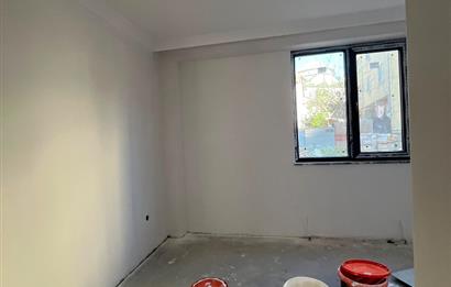 SULTANBEYLİ'DE SIFIR BİNADA SATILIK 2+1