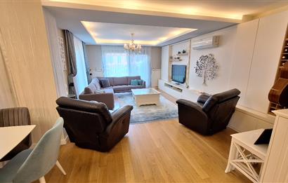 MERKEZ ZEKERİYAKÖY SİTESİ'NDE EŞYALI KİRALIK 3+1 BAHÇE KATI