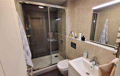 MERKEZ ZEKERİYAKÖY SİTESİ'NDE EŞYALI KİRALIK 3+1 BAHÇE KATI