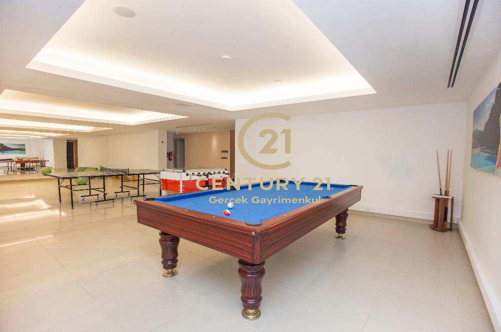 MERKEZ ZEKERİYAKÖY SİTESİ'NDE EŞYALI KİRALIK 3+1 BAHÇE KATI