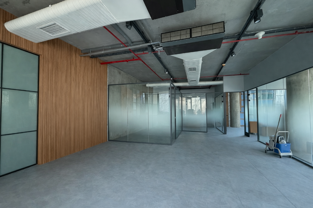 VadiKoru Kiralık Ofis 512m2 Dekorasyonlu Vadistanbul