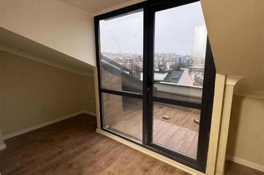HASANPAŞA' DA 2.5+1 SIFIR DUBLEKS DAİRE