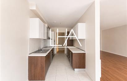 C21'DEN GÖKMAHAL SİTESİ'NDE ÇOK GENİŞ ARA KAT SATILIK DAİRE