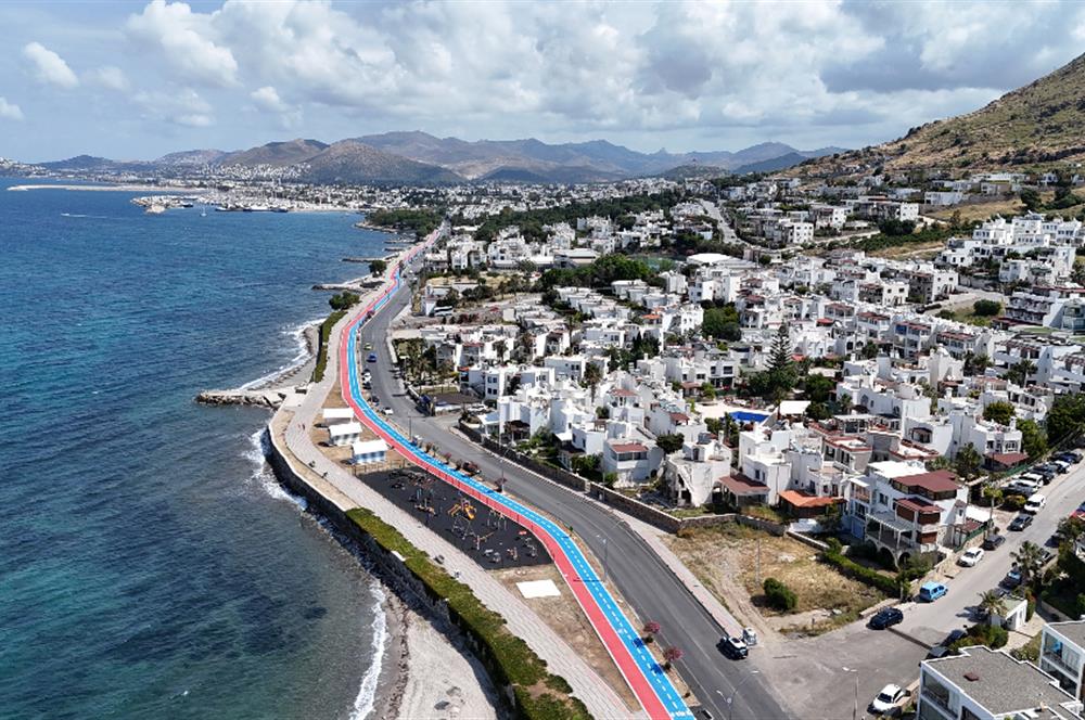 Bodrum Turgutreis Yalı Mevkii Satılık Denize Sıfır Havuzlu Site İçinde Yeni Daire ve Dubleksler