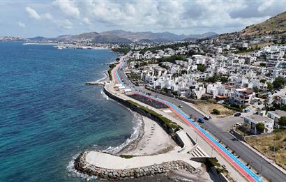 Bodrum Turgutreis Yalı Mevkii Satılık Denize Sıfır Havuzlu Site İçinde Yeni Daire ve Dubleksler