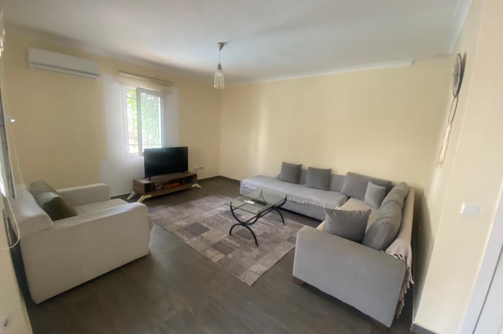 Eskiçeşme Yüzme Havuzlu Butik Site de Tripleks Villa