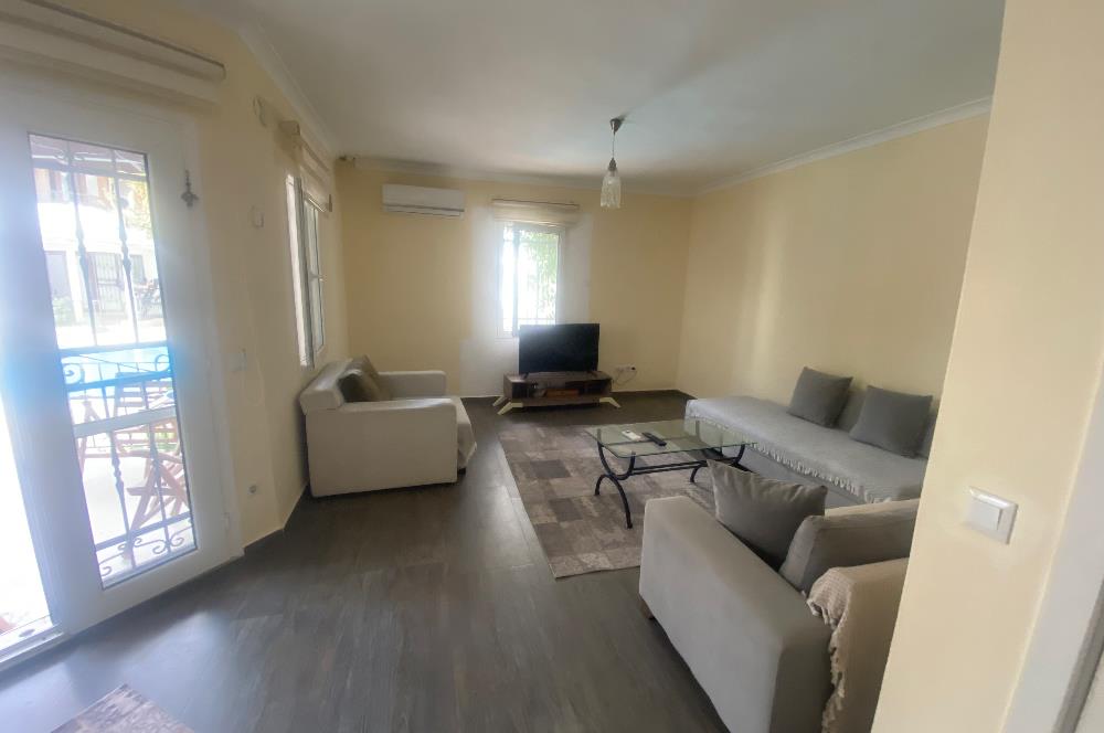 Eskiçeşme Yüzme Havuzlu Butik Site de Tripleks Villa
