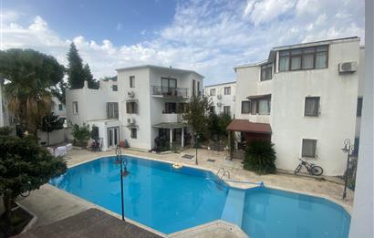 Eskiçeşme Yüzme Havuzlu Butik Site de Tripleks Villa