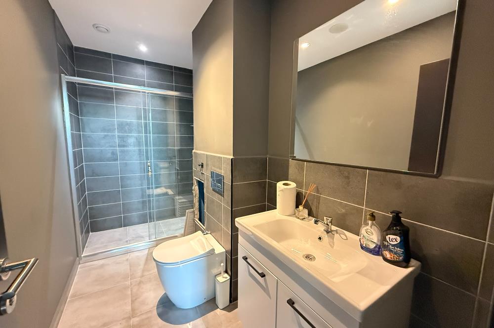 Maslak Kiralık Ofis Spine Tower 650m2 Boğaz Manzaralı Şık Ofis