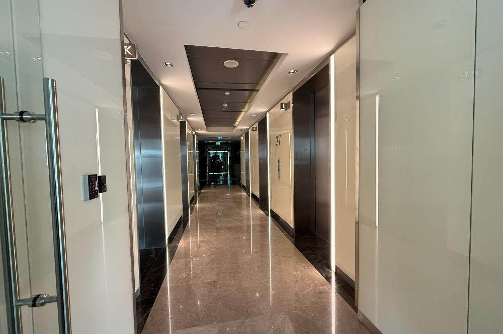 Maslak Kiralık Ofis Spine Tower 650m2 Boğaz Manzaralı Şık Ofis