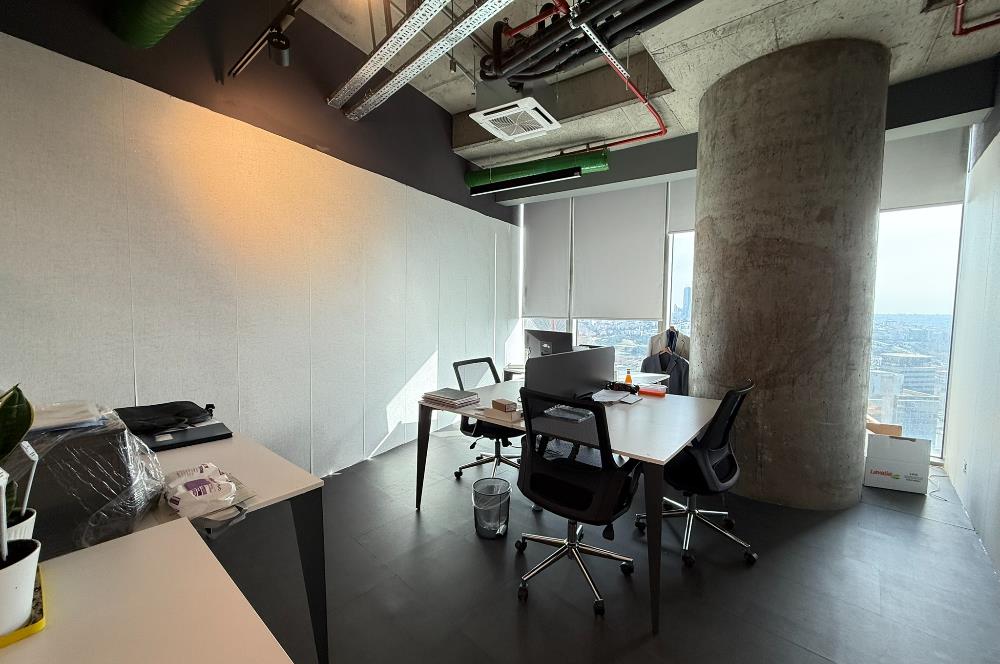 Maslak Kiralık Ofis Spine Tower 650m2 Boğaz Manzaralı Şık Ofis
