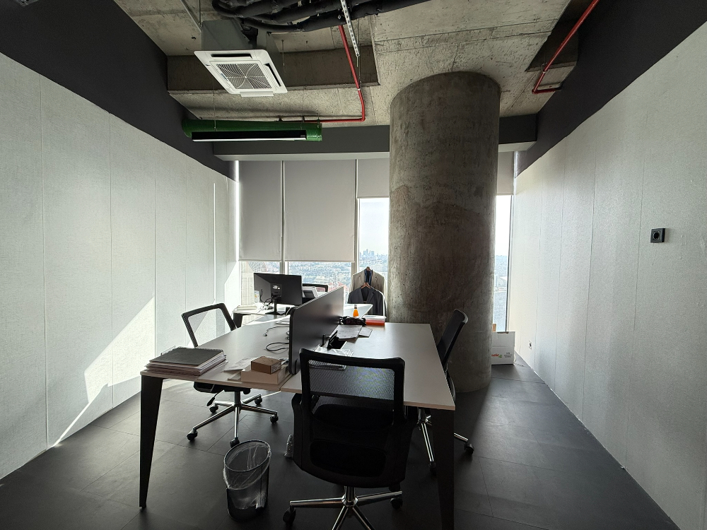 Maslak Kiralık Ofis Spine Tower 650m2 Boğaz Manzaralı Şık Ofis