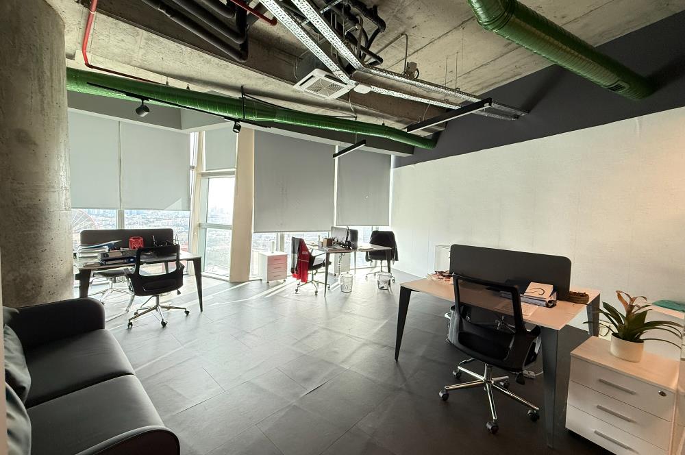 Maslak Kiralık Ofis Spine Tower 650m2 Boğaz Manzaralı Şık Ofis