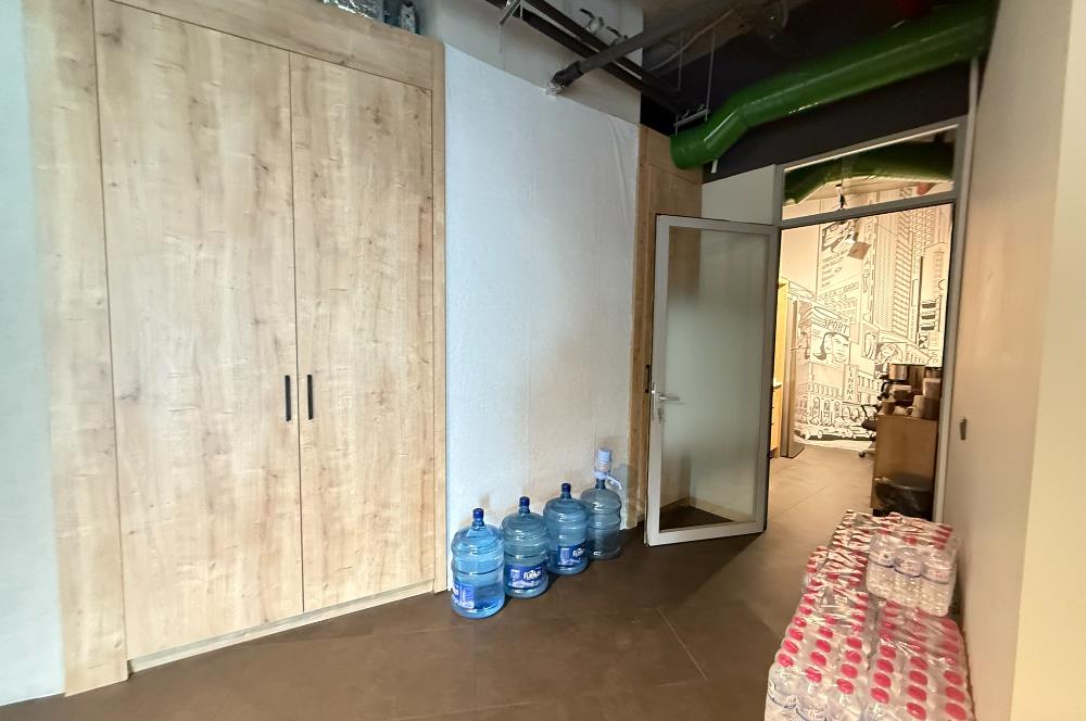 Maslak Kiralık Ofis Spine Tower 650m2 Boğaz Manzaralı Şık Ofis