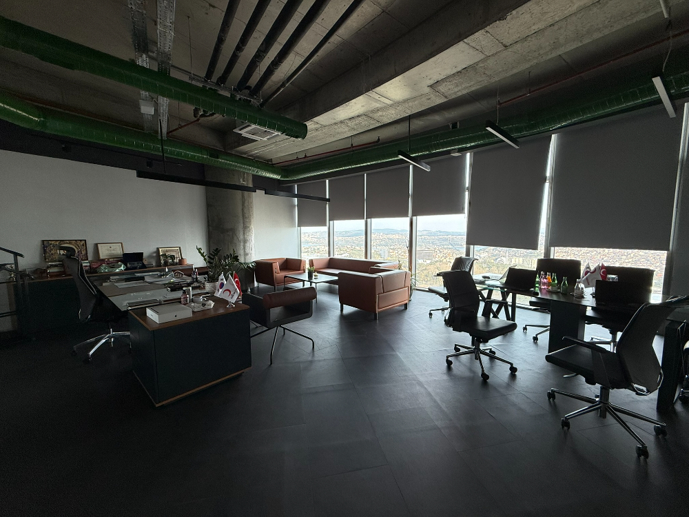 Maslak Kiralık Ofis Spine Tower 650m2 Boğaz Manzaralı Şık Ofis