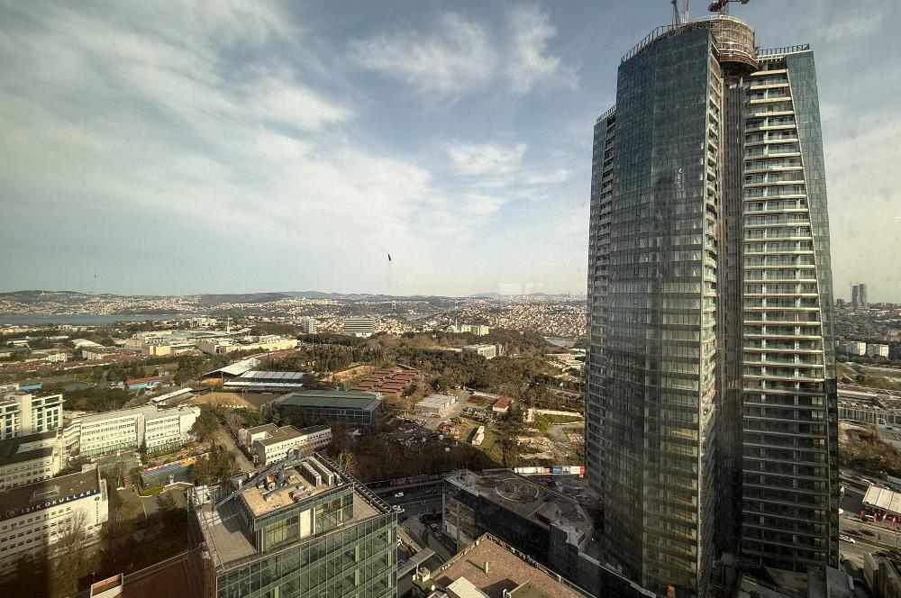 Maslak Kiralık Ofis Spine Tower 650m2 Boğaz Manzaralı Şık Ofis