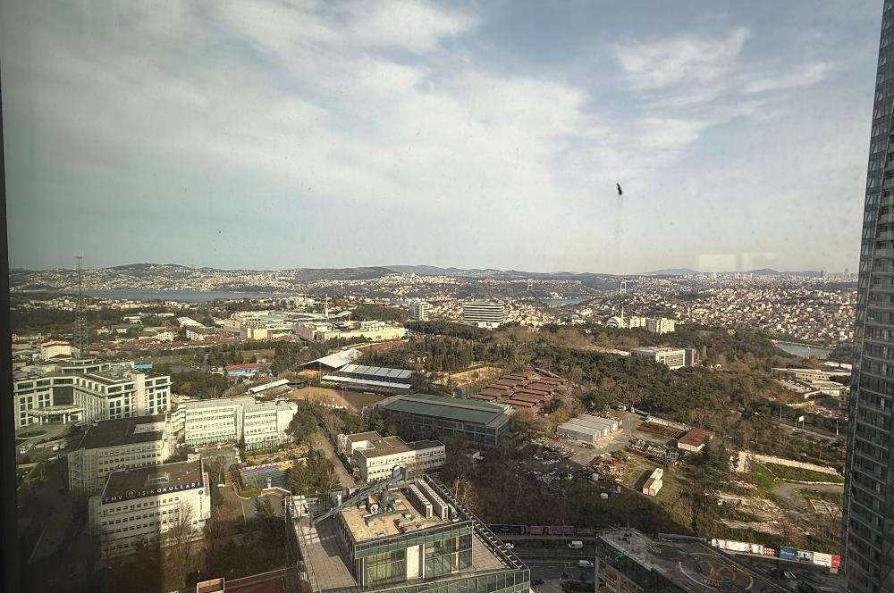 Maslak Kiralık Ofis Spine Tower 650m2 Boğaz Manzaralı Şık Ofis