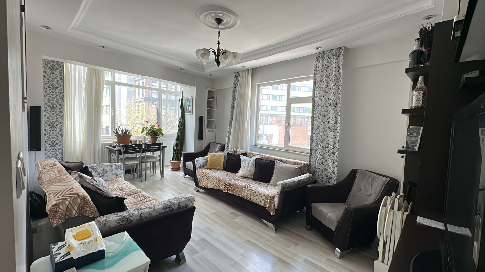 Seyrantepede Full Eşyalı Merkezi Konum 2+1 Metroya 5 DK