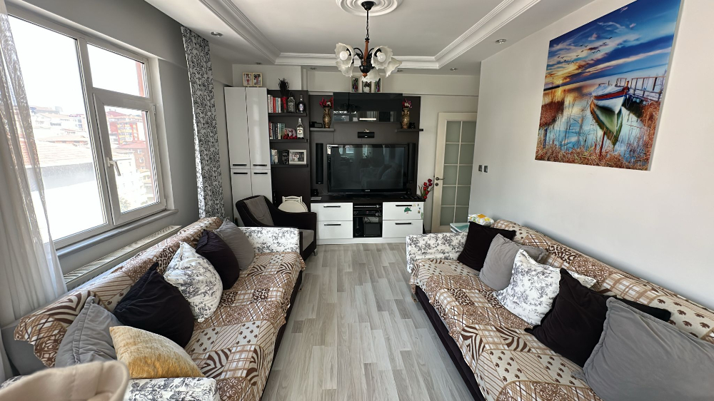Seyrantepede Full Eşyalı Merkezi Konum 2+1 Metroya 5 DK