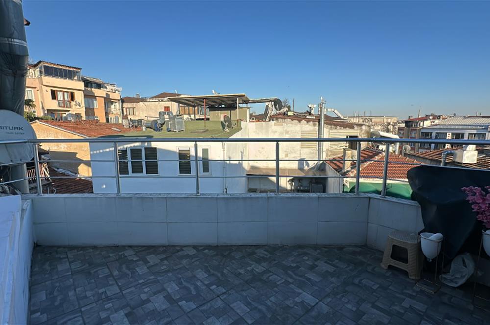 BEŞİKTAŞ ÇARŞI İÇİNDE TERASLI 1+0 EŞYALI KİRALIK DAİRE