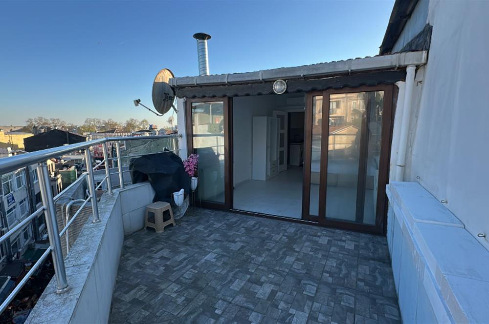 BEŞİKTAŞ ÇARŞI İÇİNDE TERASLI 1+0 EŞYALI KİRALIK DAİRE