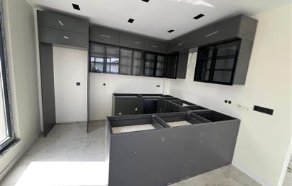 PRESTİJLİ YAŞAMIN YENİ ADRESİ AKYAZI DA SATILIK VİLLA